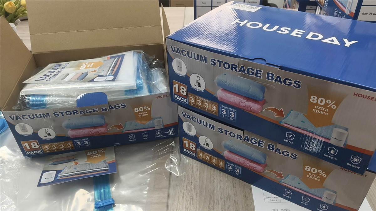 Yingxin Reusable Clothes Vacuum Bags01