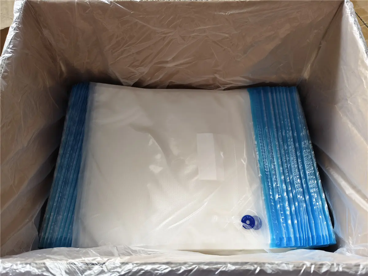 Vacuum Zipper Bag with Flat Valve01